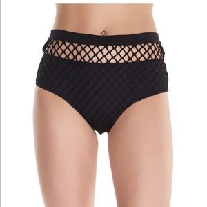 Lynx netted high waisted shorts